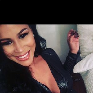 Meet your Posher, Clariel